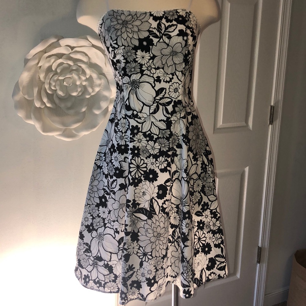 Byer Too! Sundress black and white Size 7